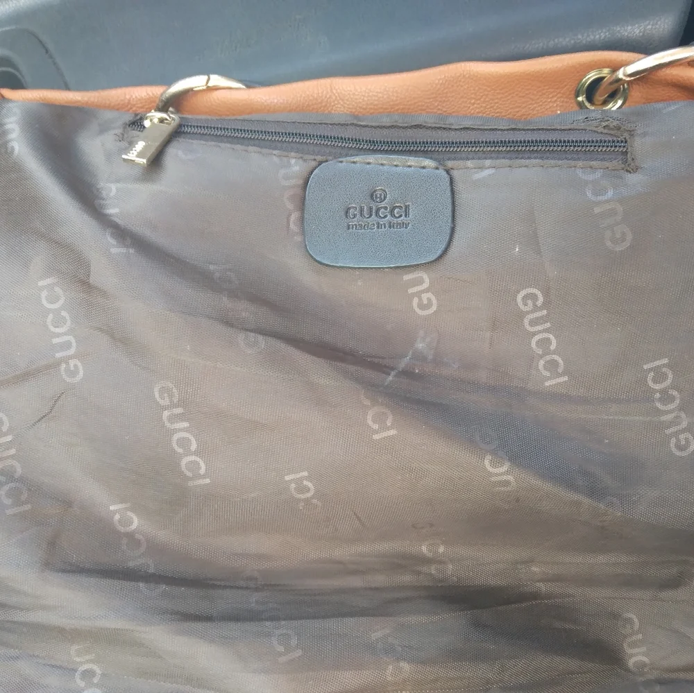 Gucci bag - Picture 2 of 3